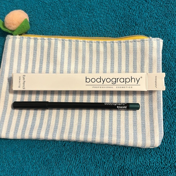 Eyeshadow bundle - Picture 2 of 3